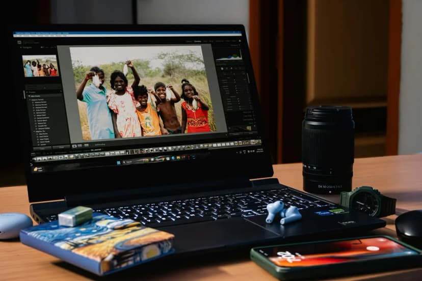 Organized photo storage system with labeled folders
