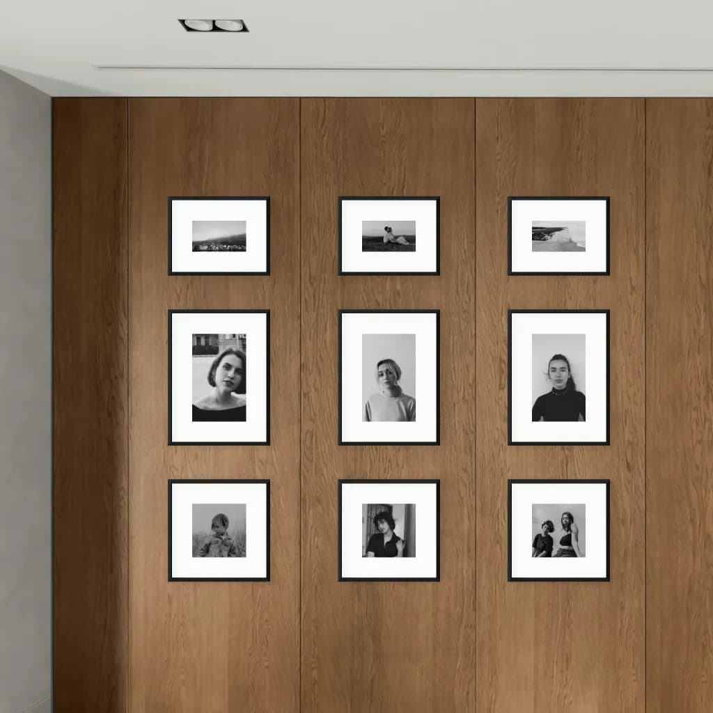 Modern picture frames for office – inspiring photo wall at workspace