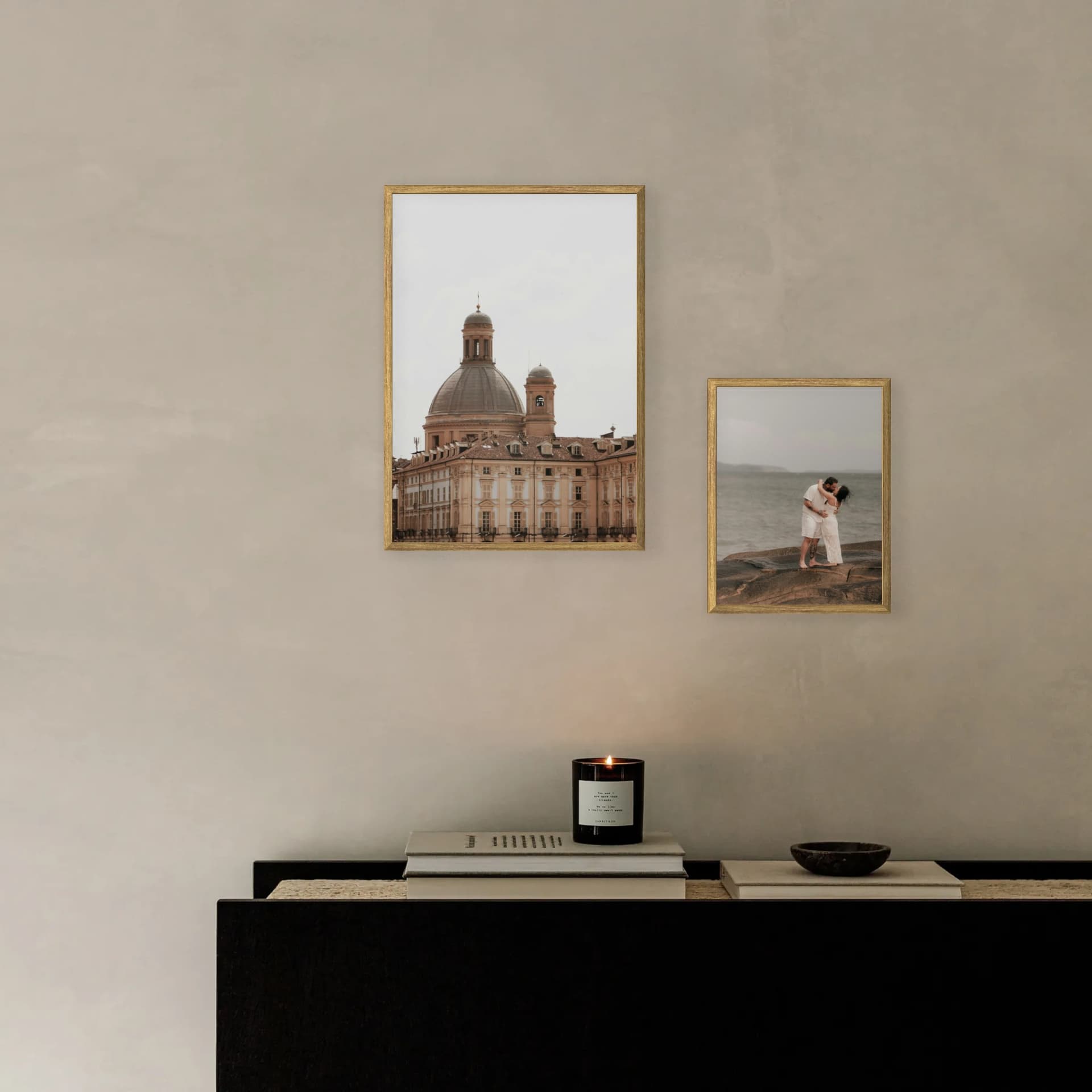 Photo wall 2 frames - Centerpiece Flow - interior view