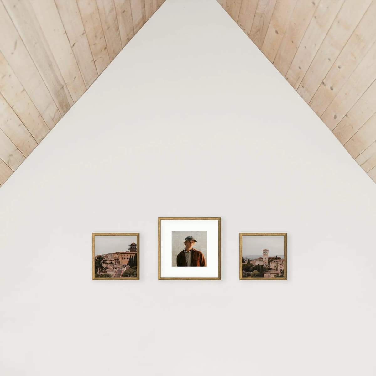 Photo wall 3 frames - Gable Gallery - interior view