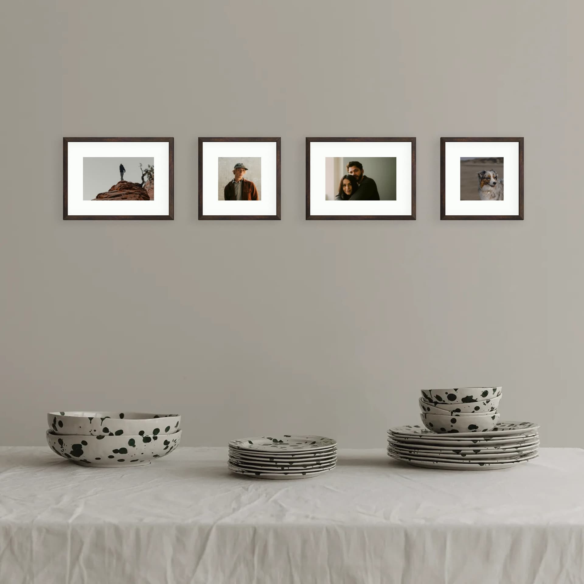 Photo wall 4 frames - Gallery Core - interior view