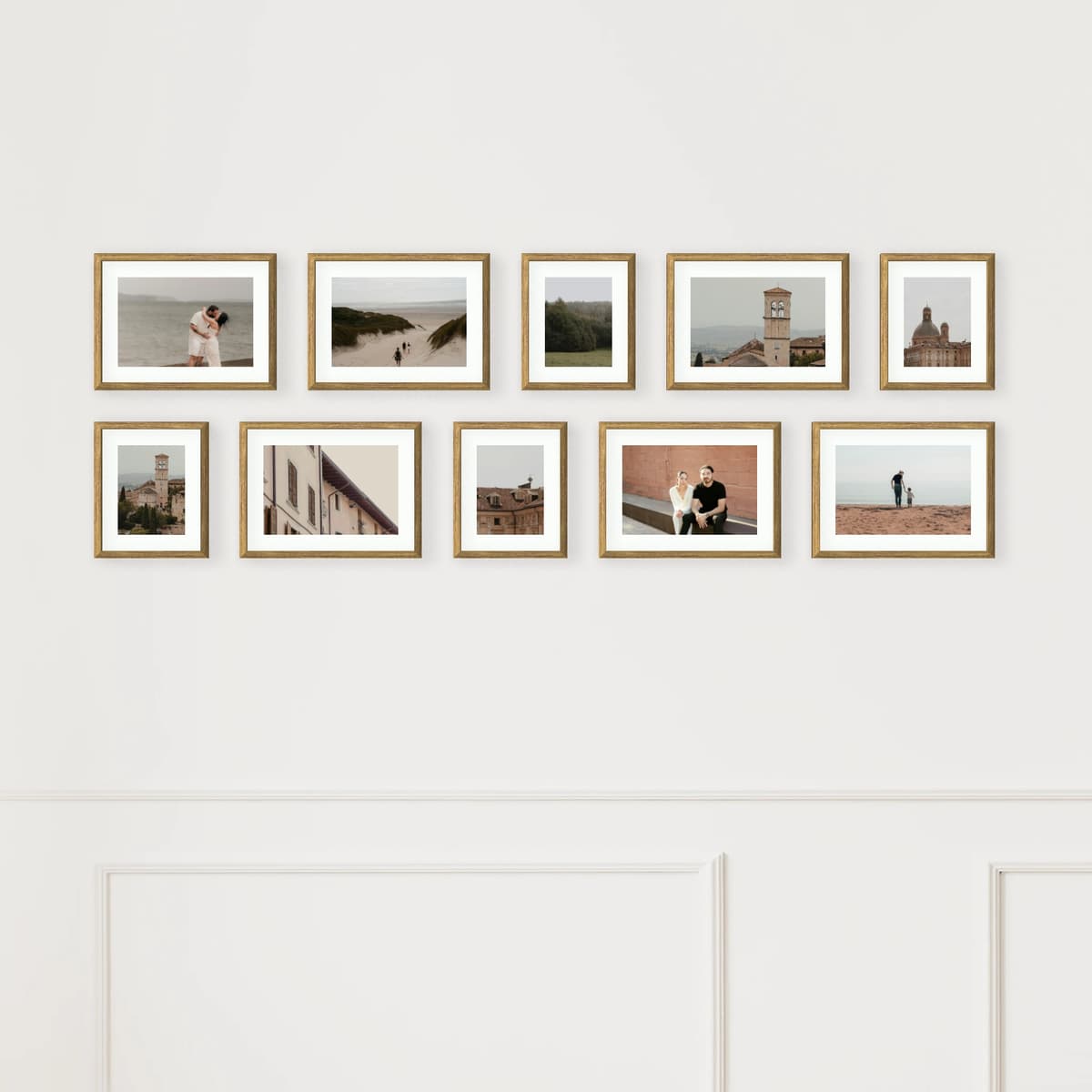 Photo wall 10 frames - Parallel Flow - interior view