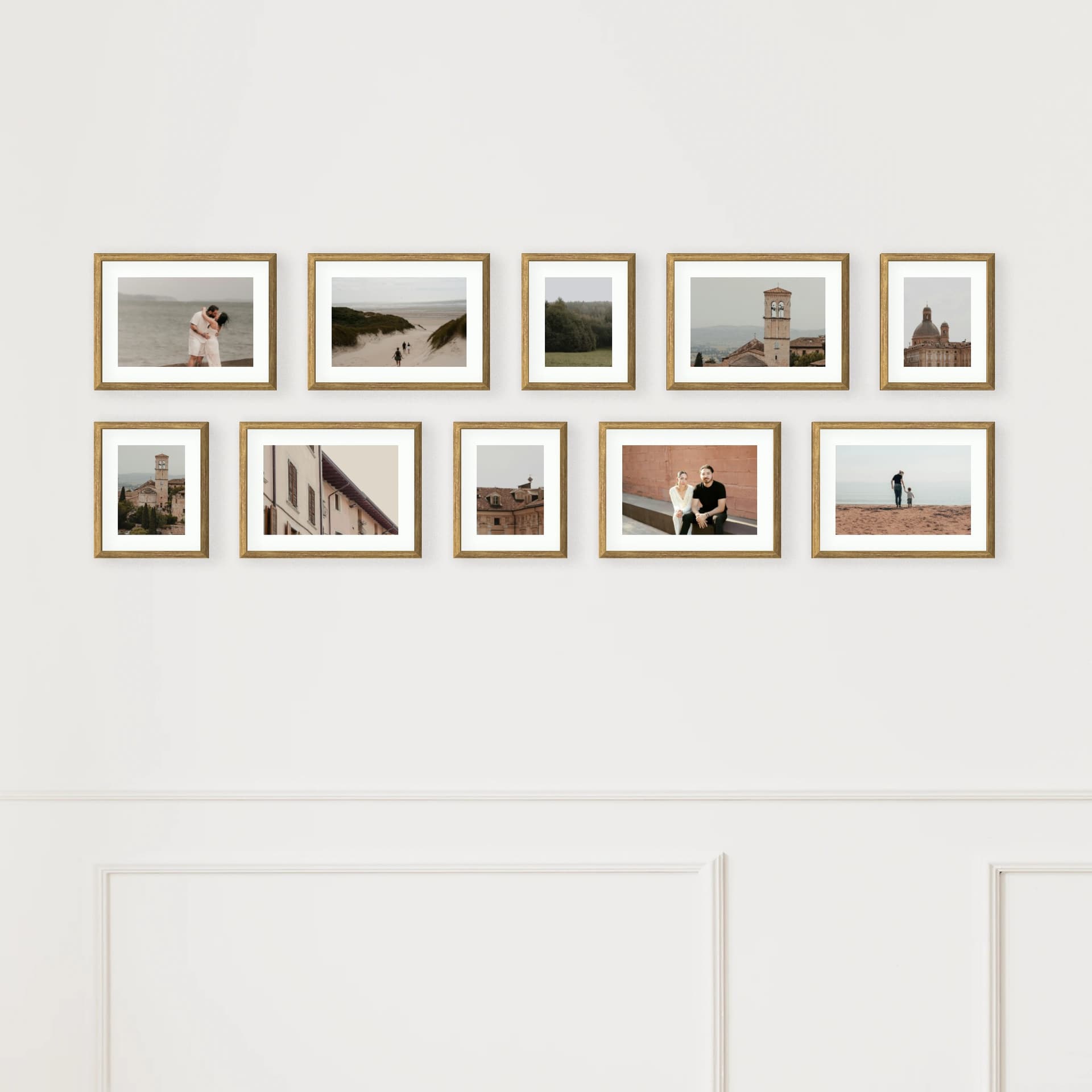 Photo wall 10 frames - Parallel Flow - interior view