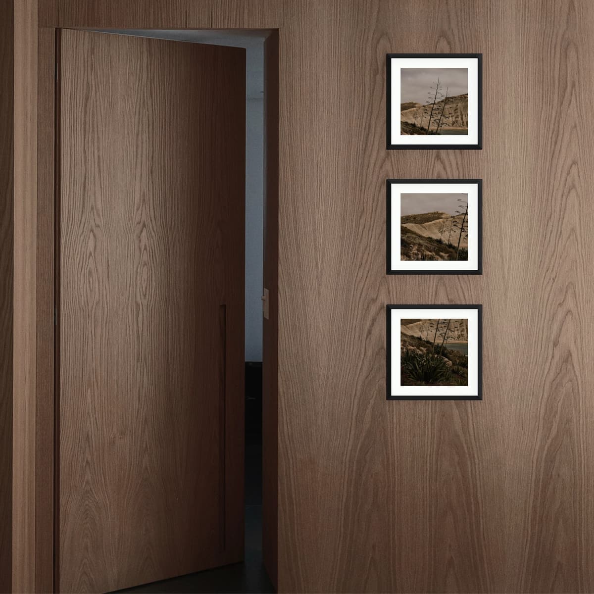 Photo wall 3 frames - Quadra - interior view