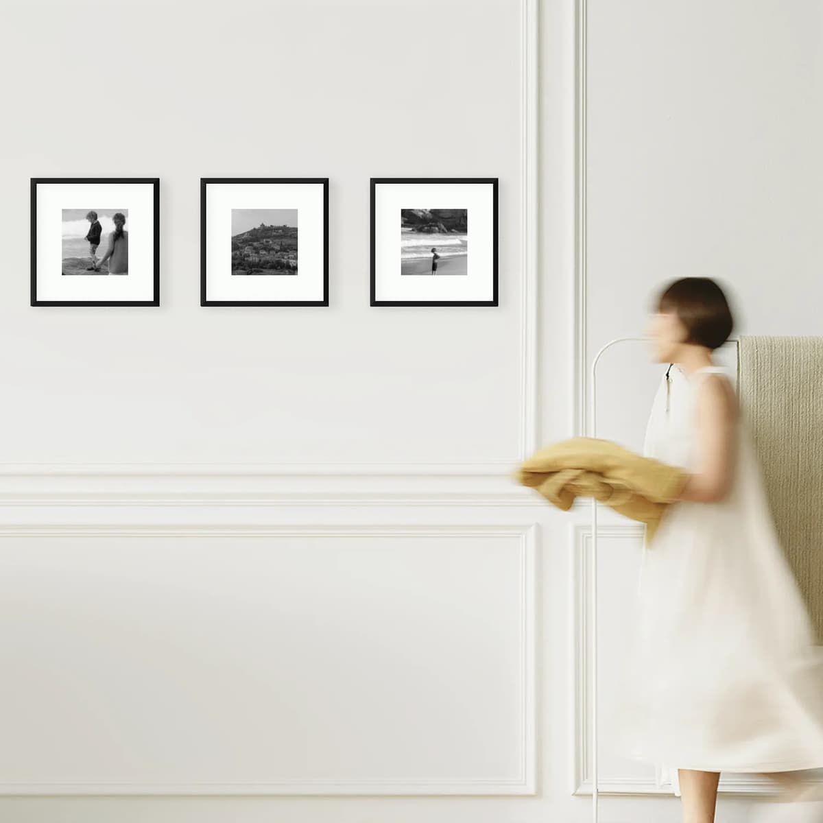 Photo wall 3 frames - Quiet Symmetry - interior view