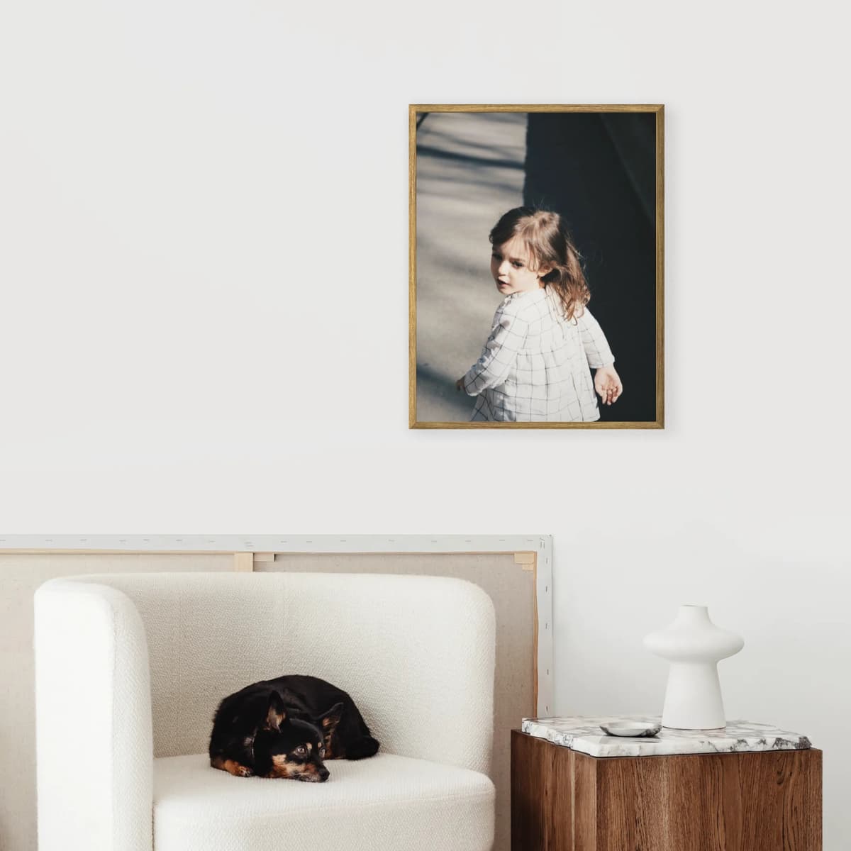 Photo wall 22 frames - Urban Muse - interior view