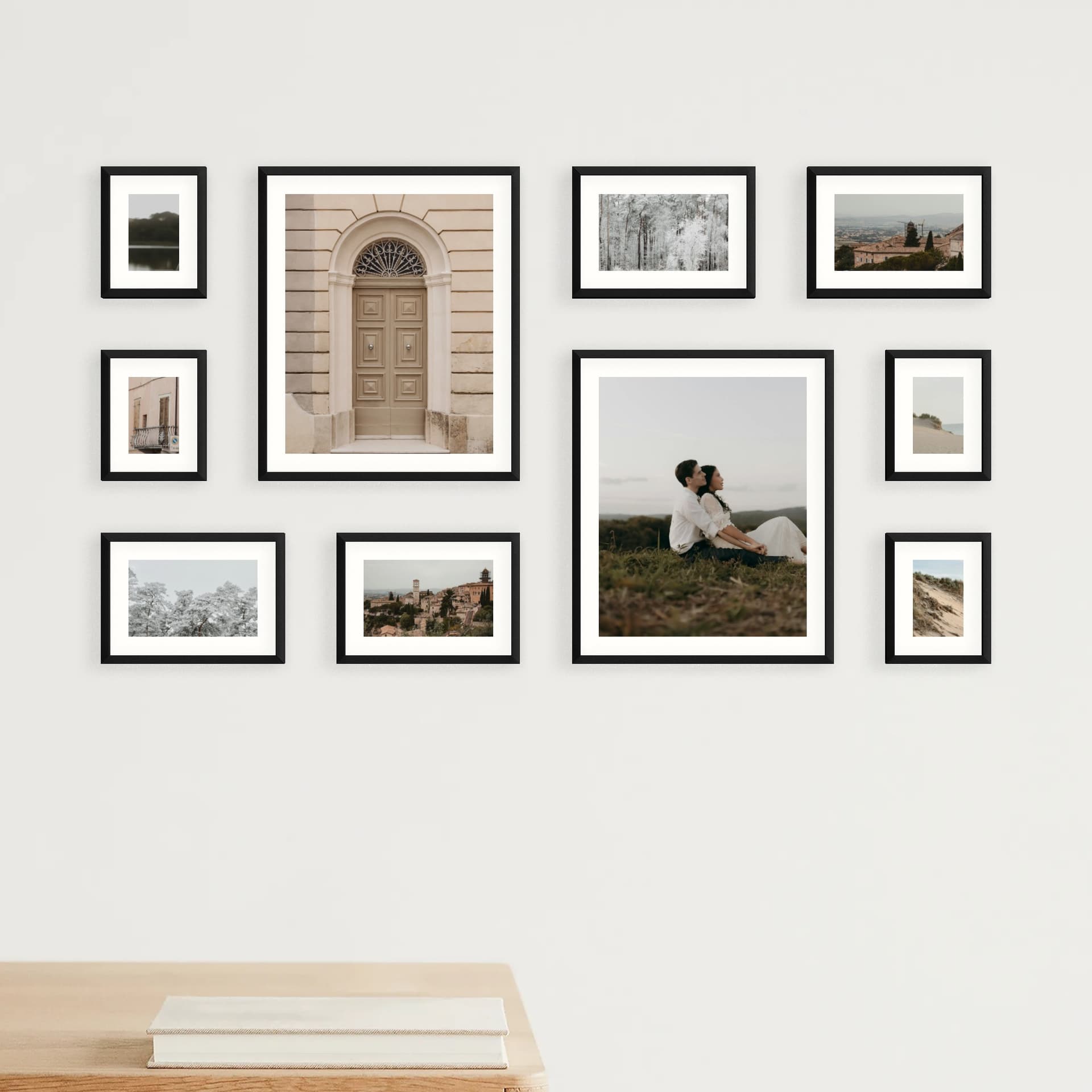 Photo wall 10 frames - Crosspoint - main view